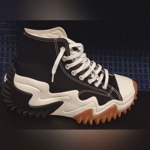 Converse Run Star Motion CX Black & White Platform Shoes 6.5 in men/ 8 women